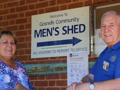 Mayor Terresa Lynes and Chairman of the Gosnells Community Men’s Shed Allen Holloway