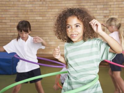 children hoola hooping