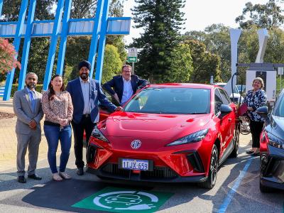 City of Gosnells Mayor Terresa Lynes, Deputy Mayor Serena Williamson and Councillors Saiful Islam JP and Balli Singh inspect the electric vehicles and charger stations with Federal Member for Burt Matt Keogh.